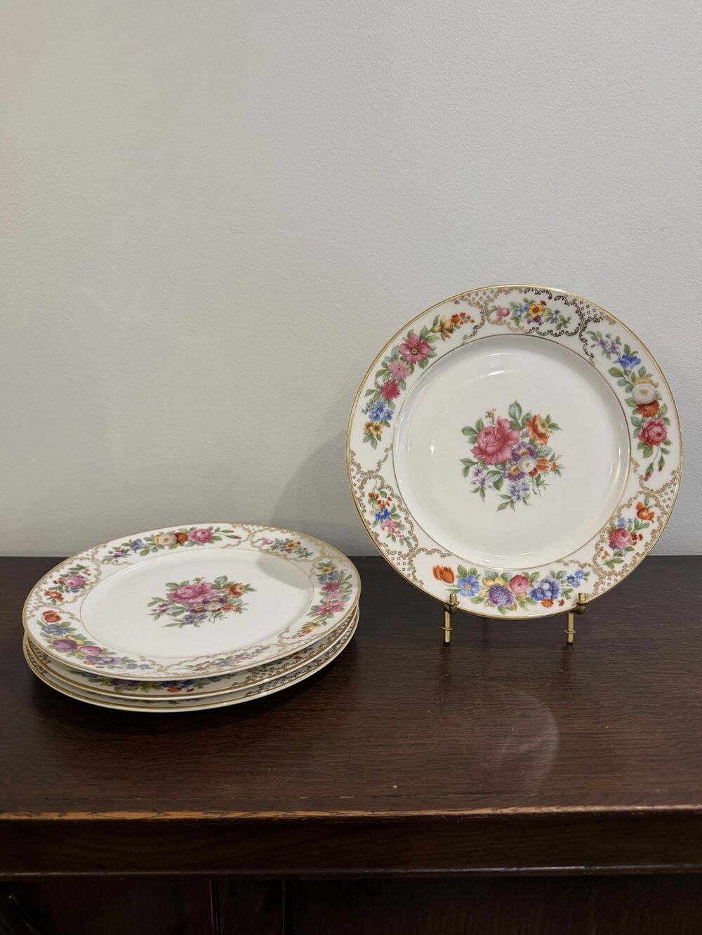 Rosenthal Selb Bavaria Dresden Floral Porcelain Dinner Plates Gold Trim Germany
